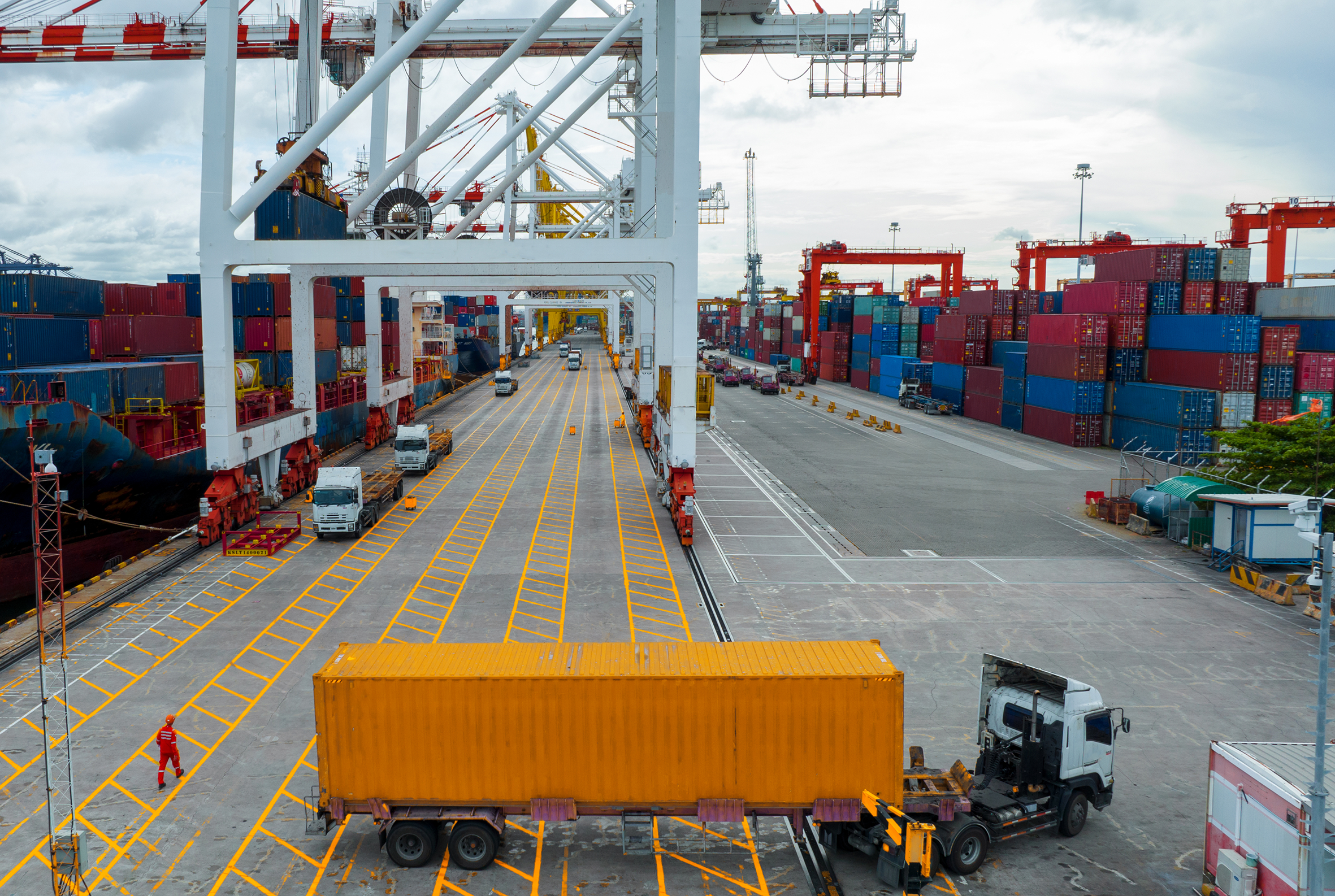 Cargo container